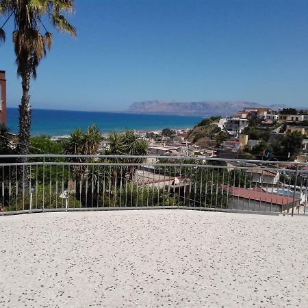 La Casa Delle Ginestre Villa Alcamo Marina Dış mekan fotoğraf