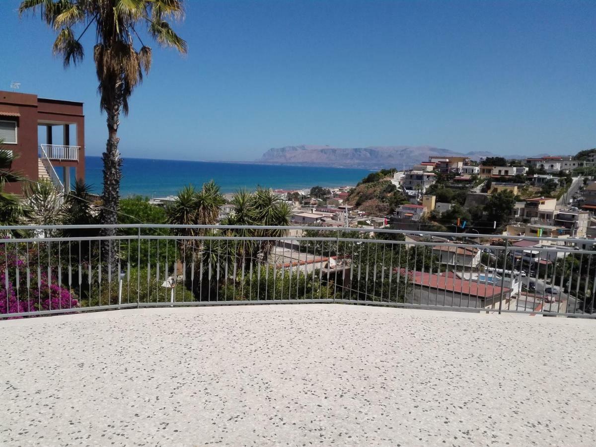 La Casa Delle Ginestre Villa Alcamo Marina Dış mekan fotoğraf